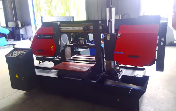 雙立柱臥式帶鋸床GZ4240/65