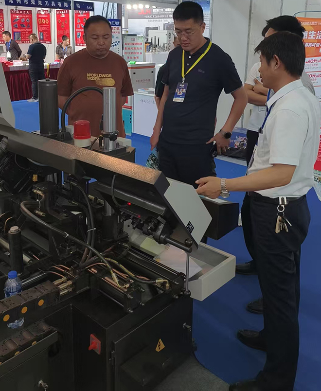 金鋒鋸業臨沂展會風貌